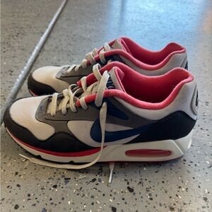 Nike Air Max Correlate Women’s size 10